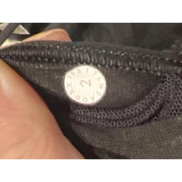 Lululemon Raise The Barre Bra 2 - Picture 4 of 4